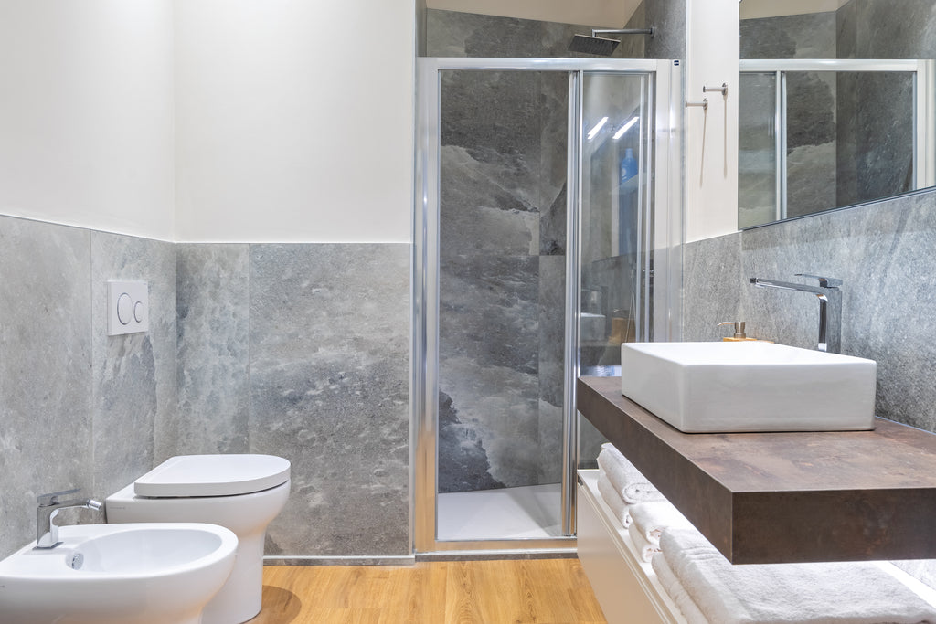 C8 Experience Box: Soggiorno + Cantina (Voucher Digitale)